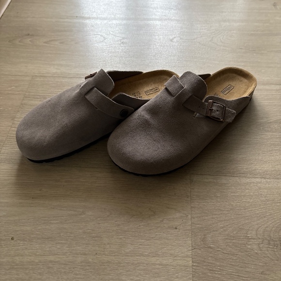 Birkenstock Bostons - Picture 2 of 6